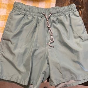 Men’s swimming trunks